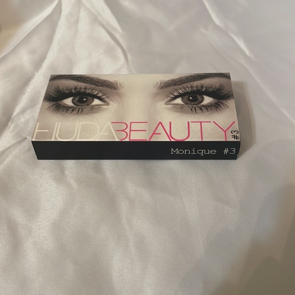 HUDA BEAUTY EYELASH MONIQUE # 3 - Picture 2 of 2